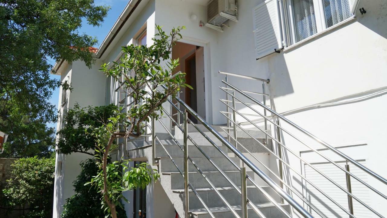 Apartment Ana Vinjerac Exterior foto